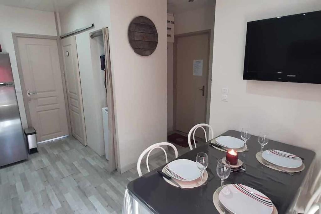 Appartement Au Coeur Du Mont-Dore מראה חיצוני תמונה